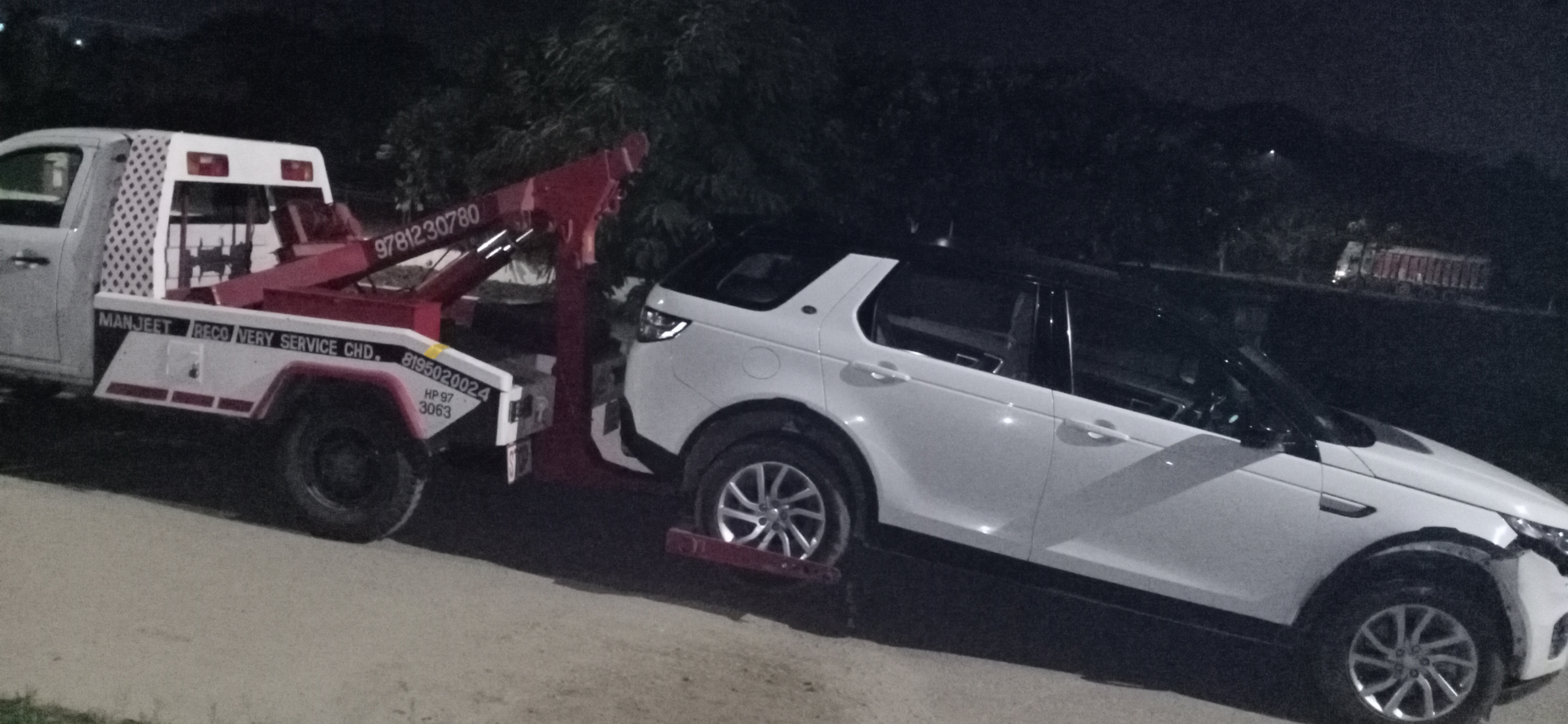 Towing Service In Mohali  | Manjeet Towing Services | Best Towing Service In Mohali, Top Towing Service In Mohali, 24 Hour Towing Service In Mohali, Towing Service near me, Tow Van near me  - GL75644